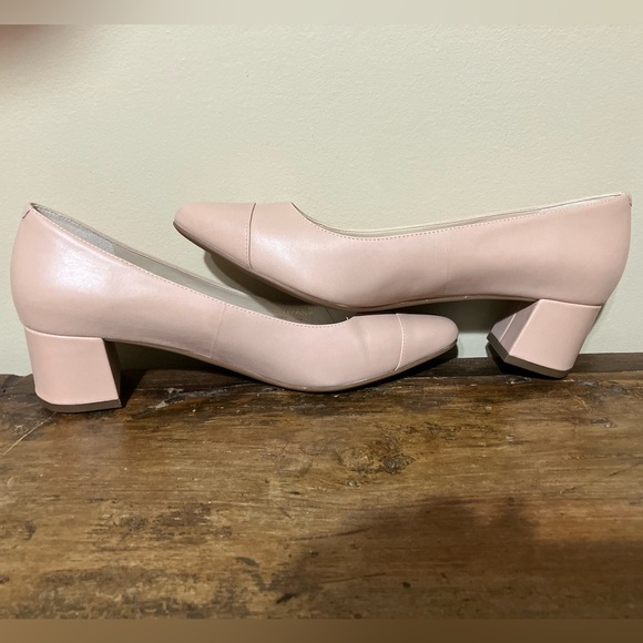 NWOT! Cole Haan Women's Go-To Block Heel Pumps in Blush - Picture 2 of 8